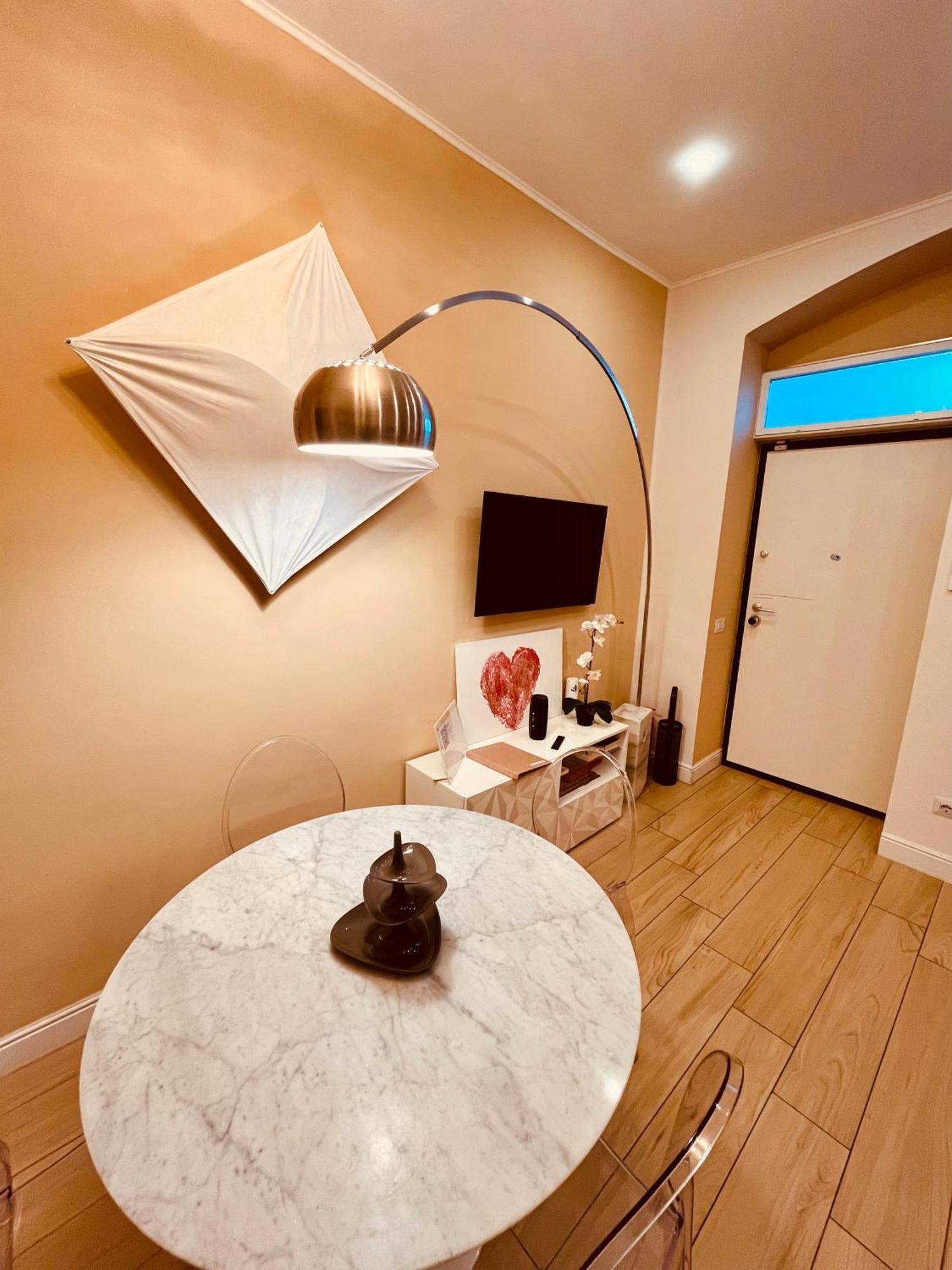 Scarlatti Luxury Apt. - B. Aires / Station * Milano